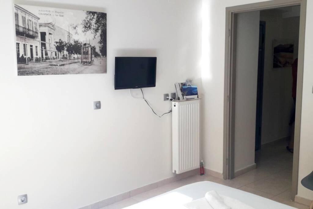 Stylish River Flat, Near The Center And The Beach Apartment กาลามาตา ภายนอก รูปภาพ